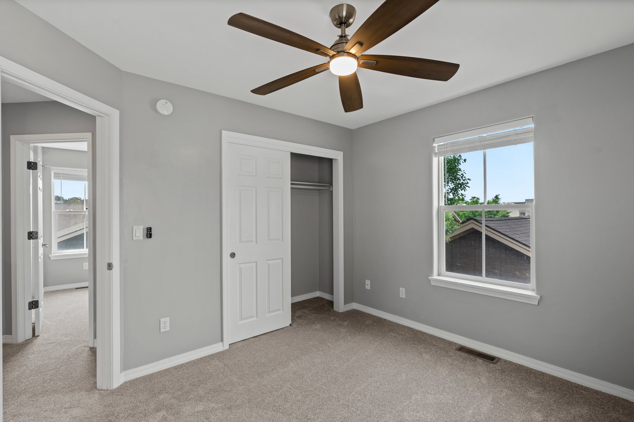 22-web-or-mls-Rodgers-235ClearSpringAve-228