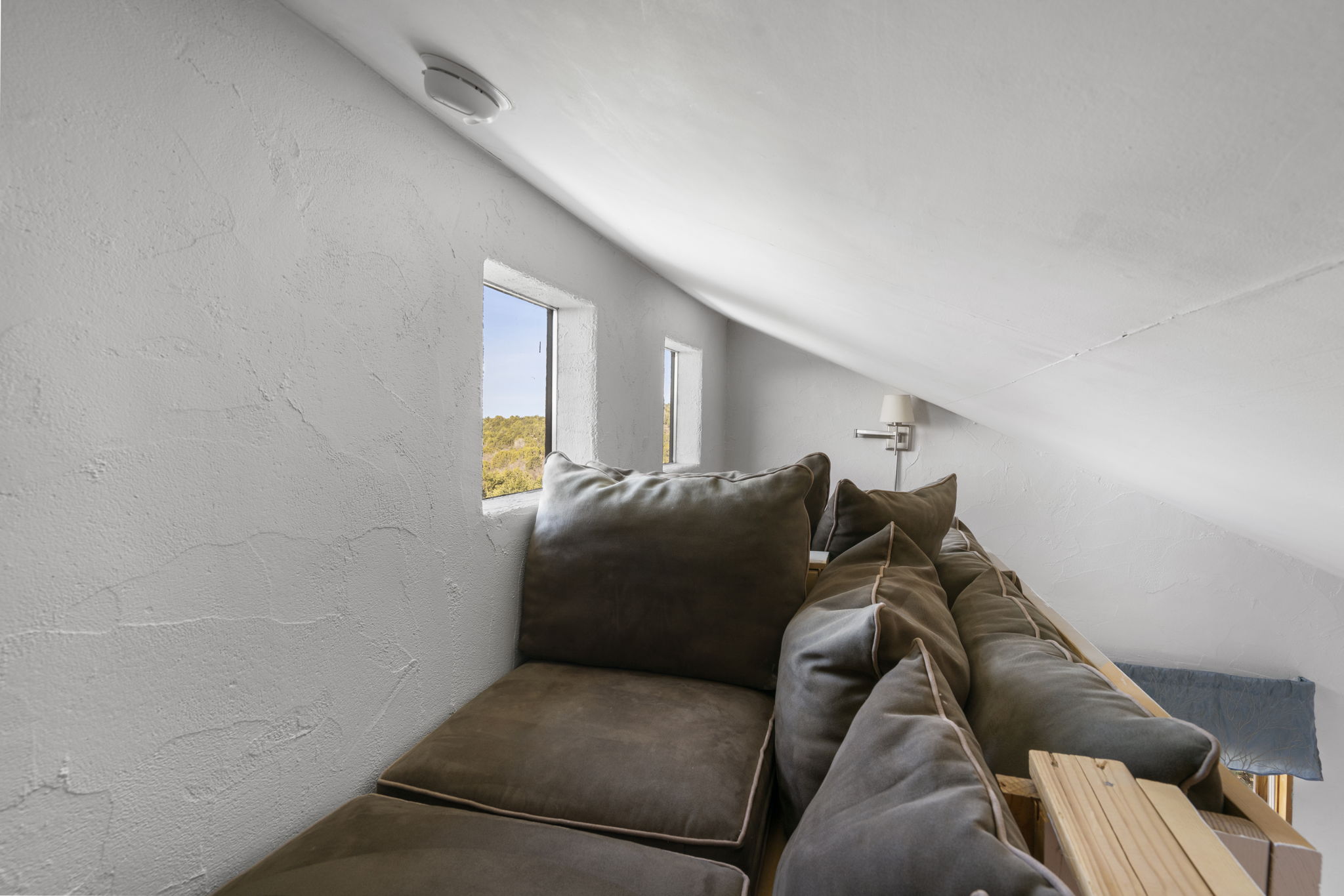 20-web-or-mls-Rodgers-154ConchoCir-00183